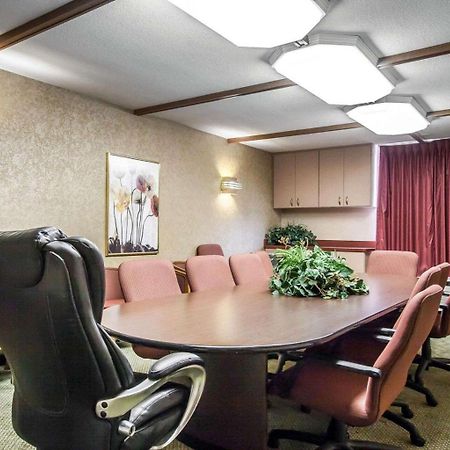 Quality Inn & Suites North Springfield Dış mekan fotoğraf