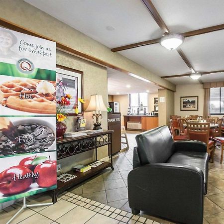 Quality Inn & Suites North Springfield Dış mekan fotoğraf