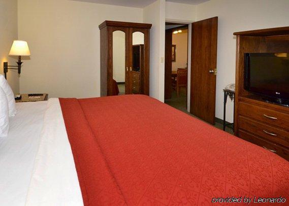 Quality Inn & Suites North Springfield Oda fotoğraf