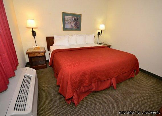 Quality Inn & Suites North Springfield Oda fotoğraf