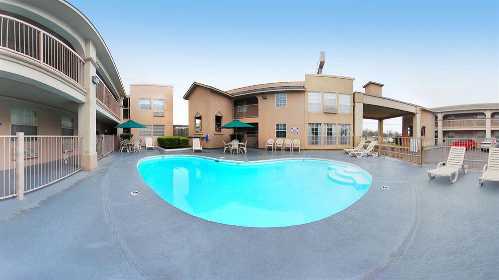 Quality Inn & Suites North Springfield Dış mekan fotoğraf
